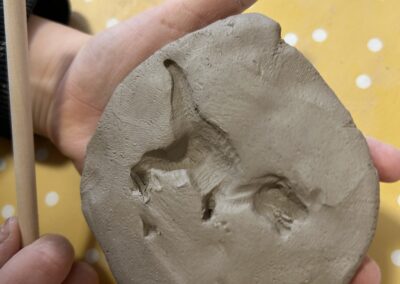 Dino Fossilien aus Ton